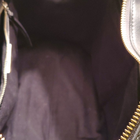 Handbag - Picture 3 of 6